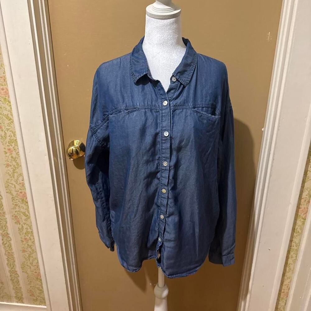 Forever 21 casual Button-Down